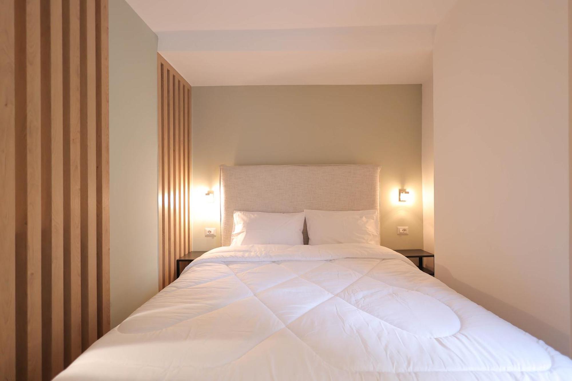 Grandstay Studios Dıraç Dış mekan fotoğraf