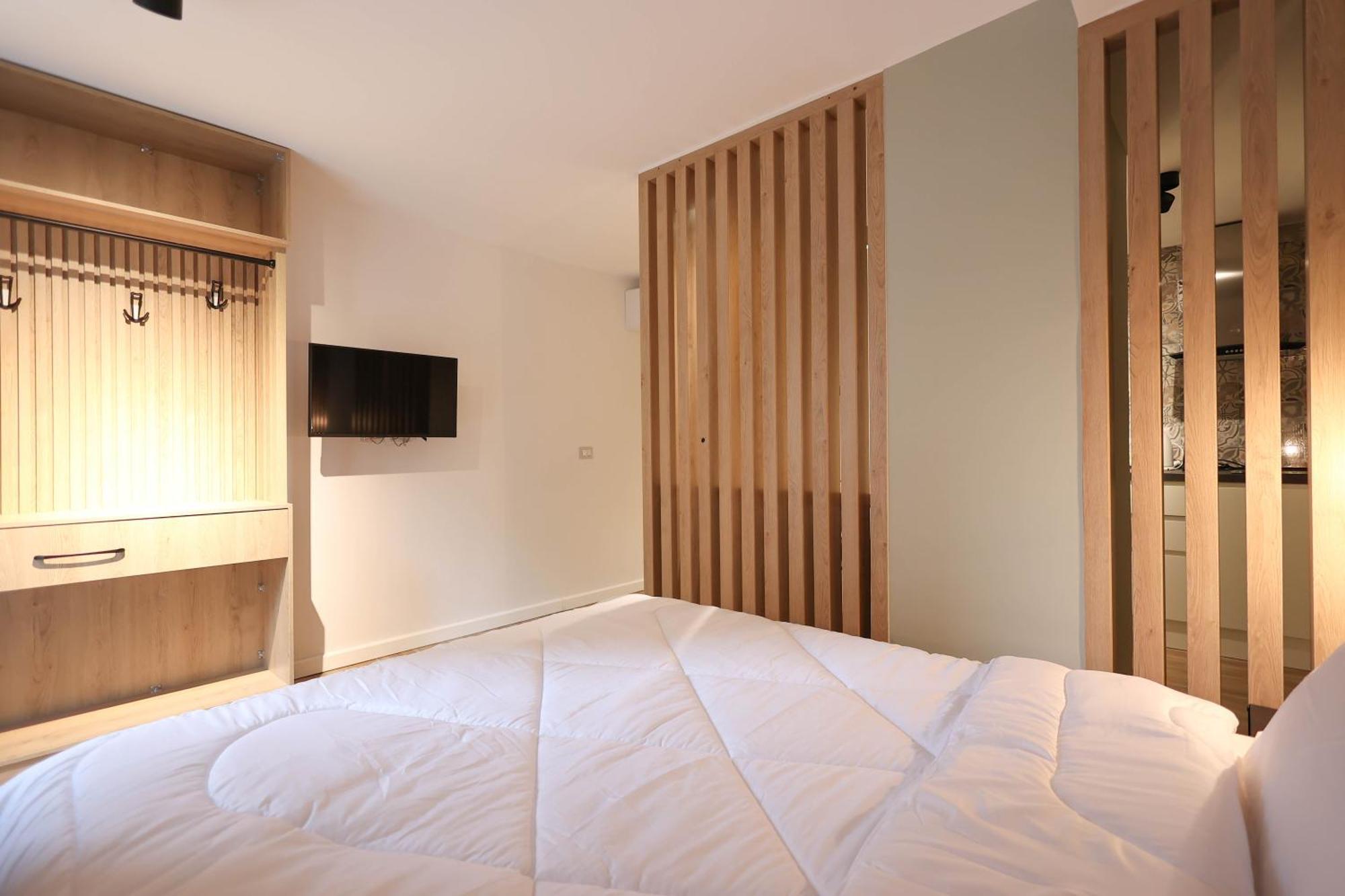 Grandstay Studios Dıraç Dış mekan fotoğraf