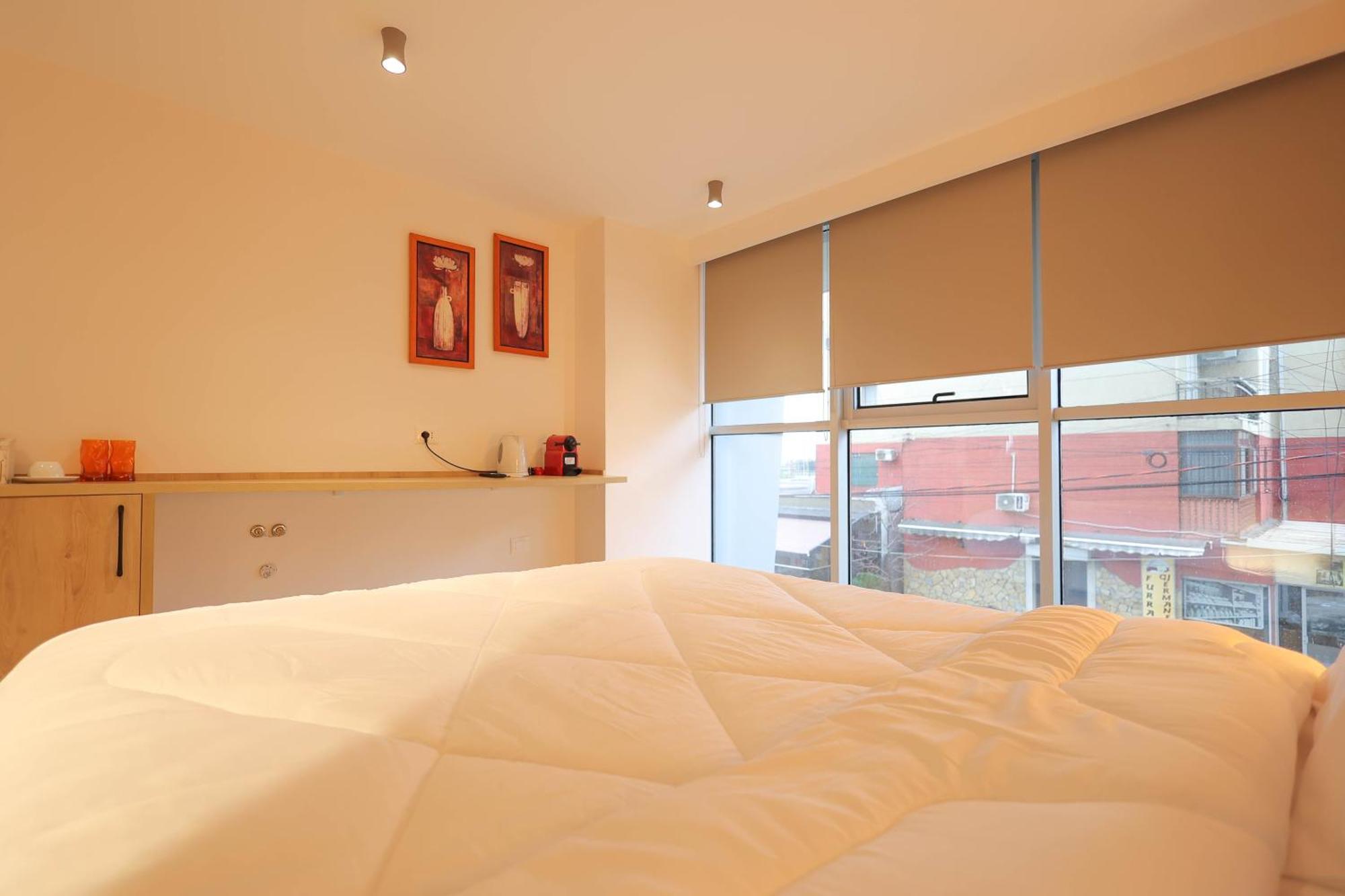 Grandstay Studios Dıraç Dış mekan fotoğraf