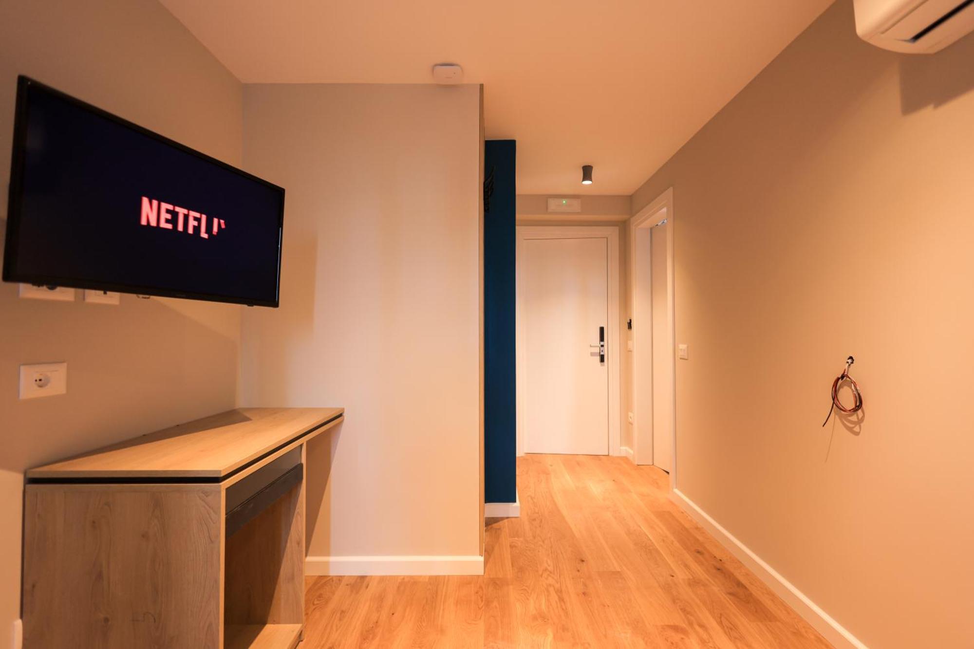 Grandstay Studios Dıraç Dış mekan fotoğraf