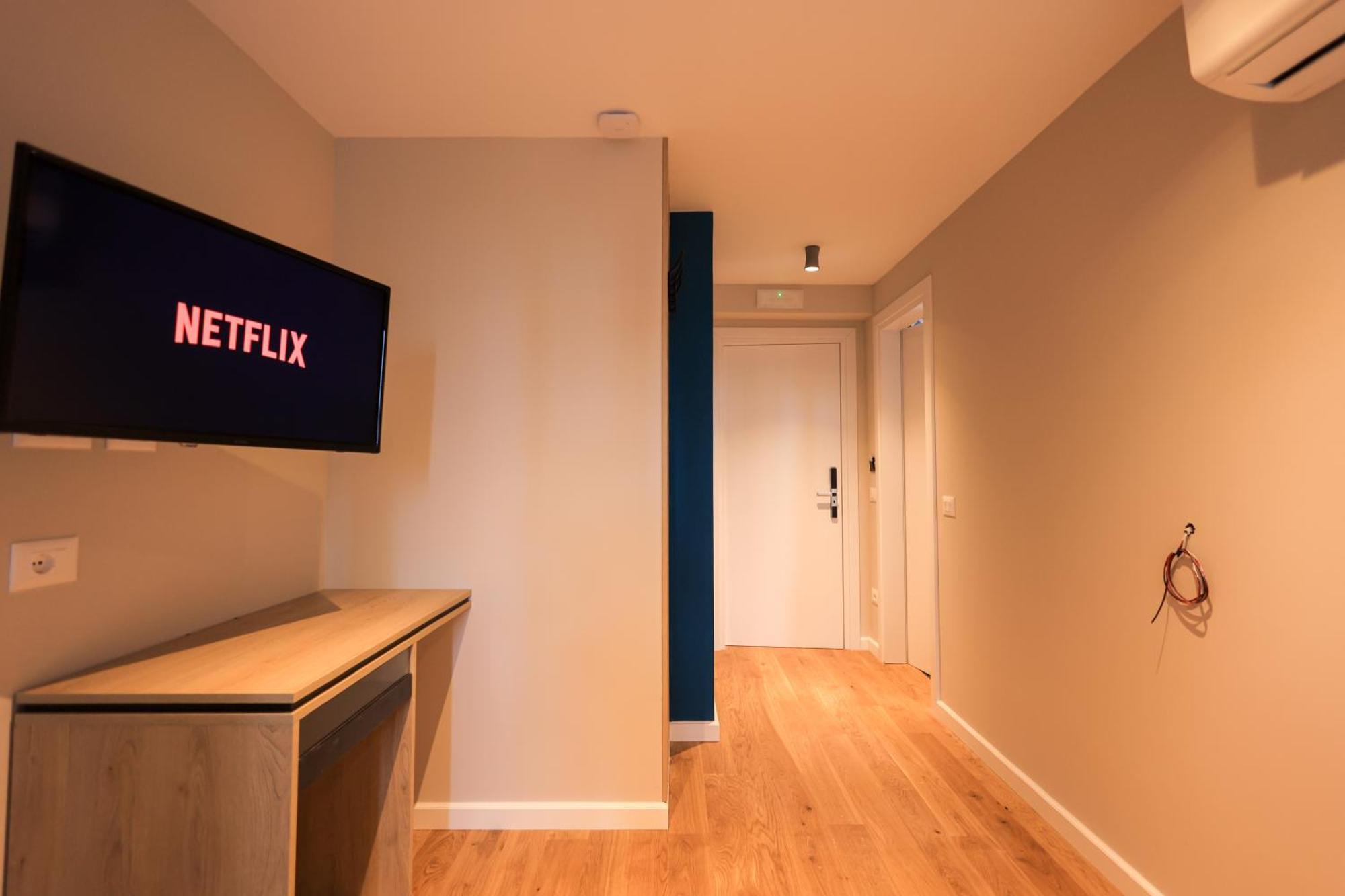 Grandstay Studios Dıraç Dış mekan fotoğraf