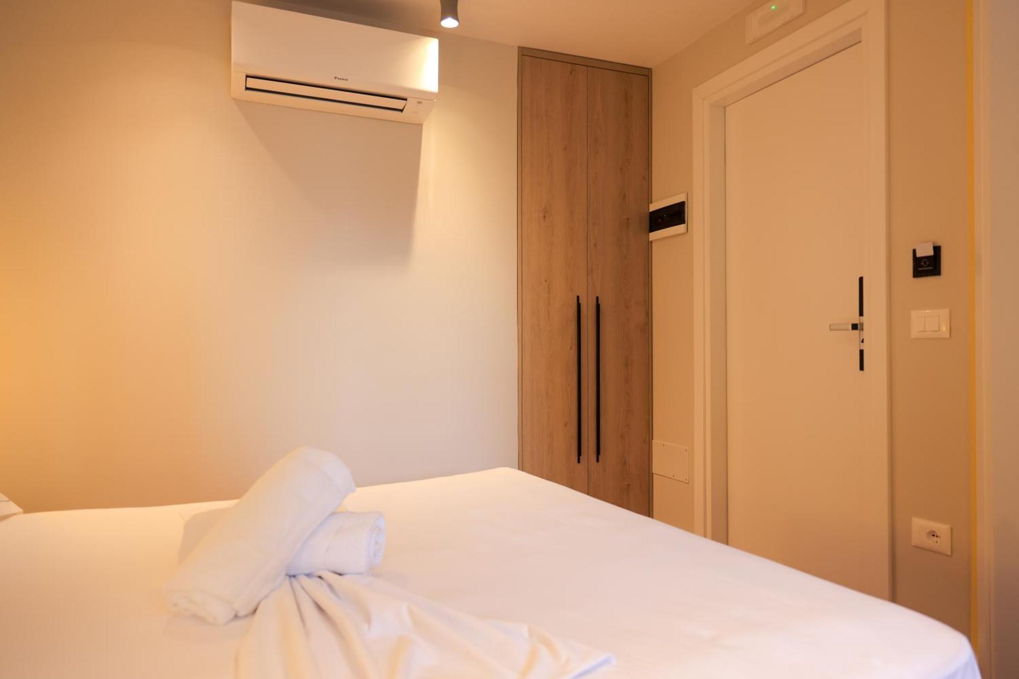 Grandstay Studios Dıraç Dış mekan fotoğraf