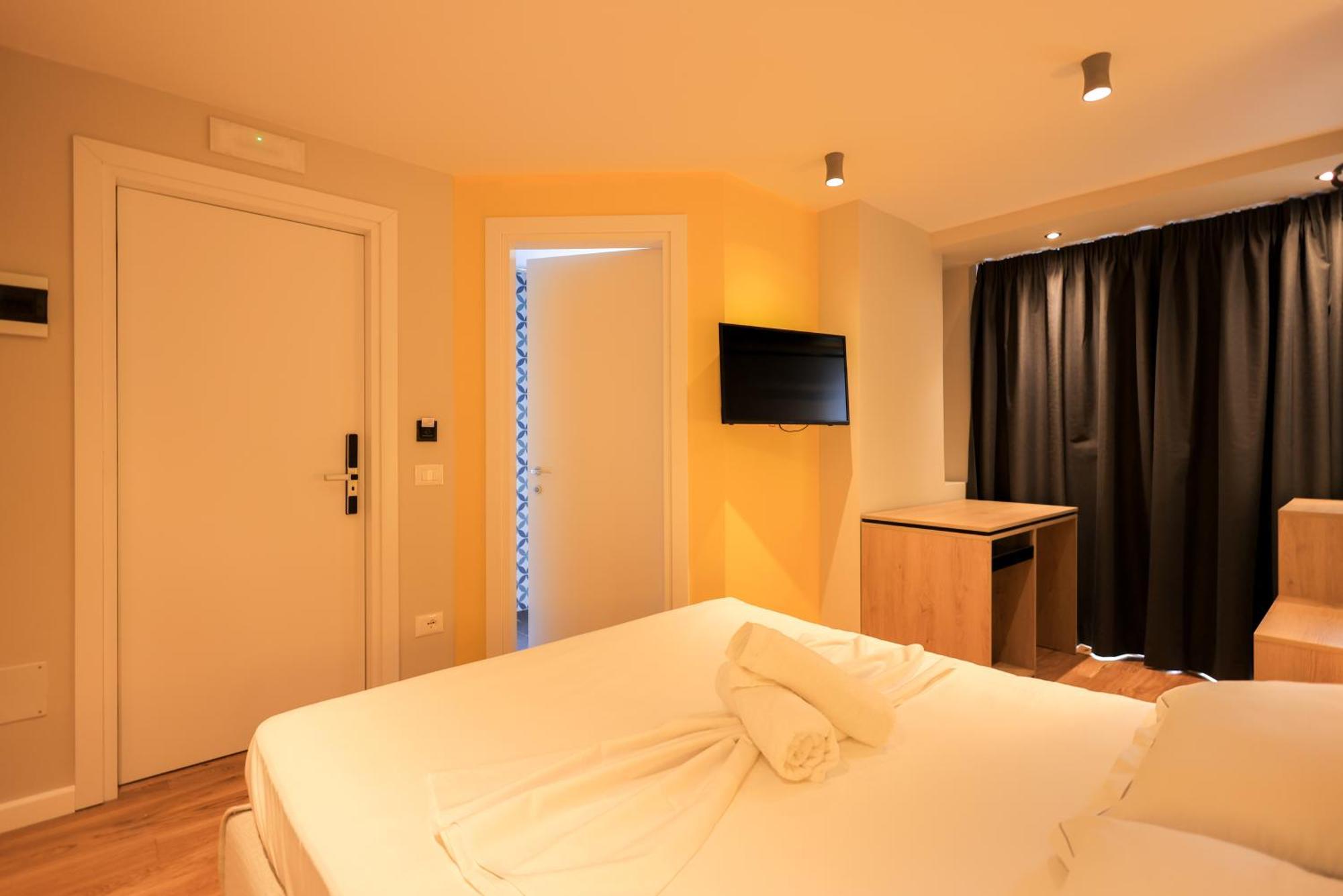 Grandstay Studios Dıraç Dış mekan fotoğraf